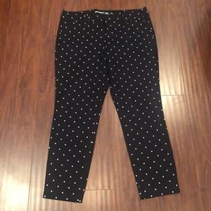 Old Navy black ankle pixie pants w/white polka dots size 12 excellent condition